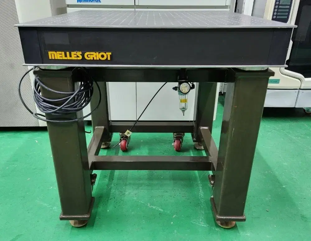 MELLES GRIOT optical table 광학테이블 정반.