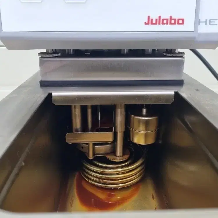 Julabo HE-4 Heating Circulator 서큘레이터.