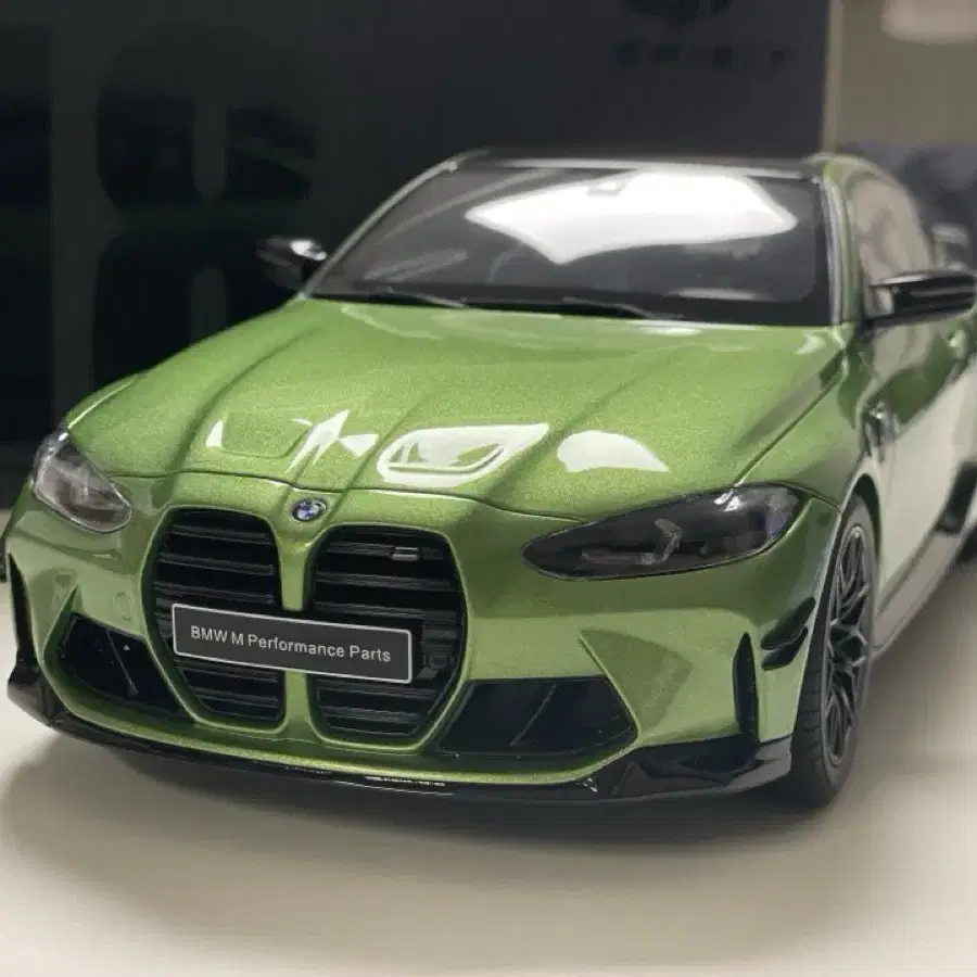 1:18 bmw m4 (신형)