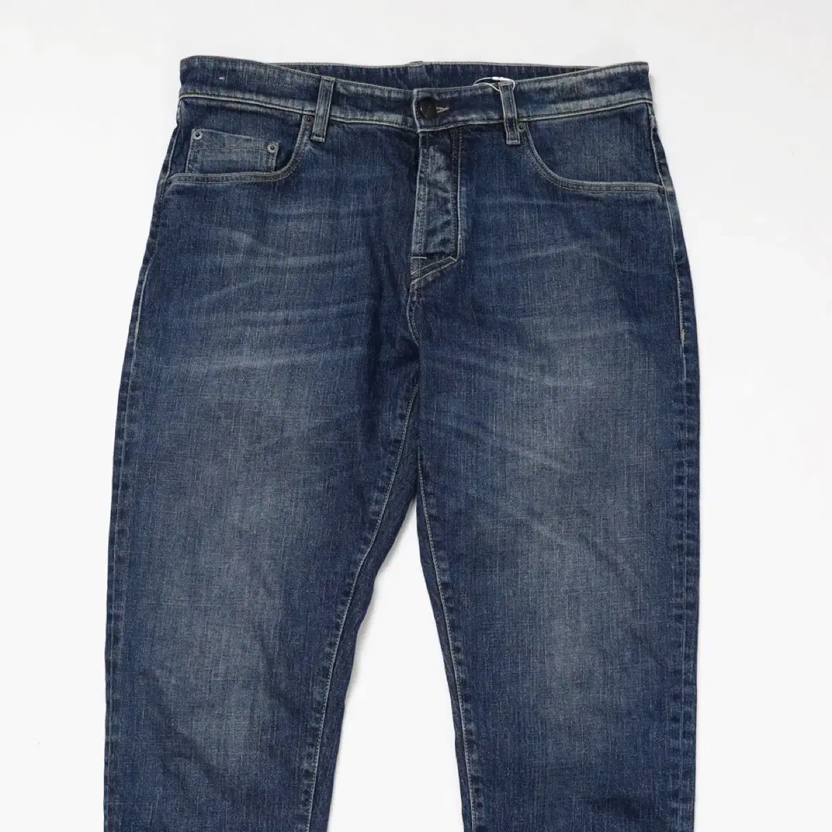 YCHAI Tapered Denim Pants