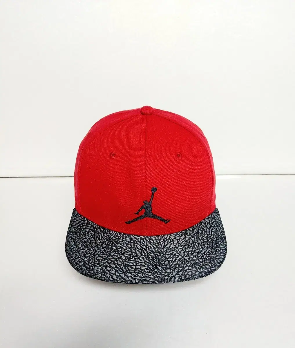 Brand New/Jordan Jumpman Hat/Women/Us/Used/Cheap