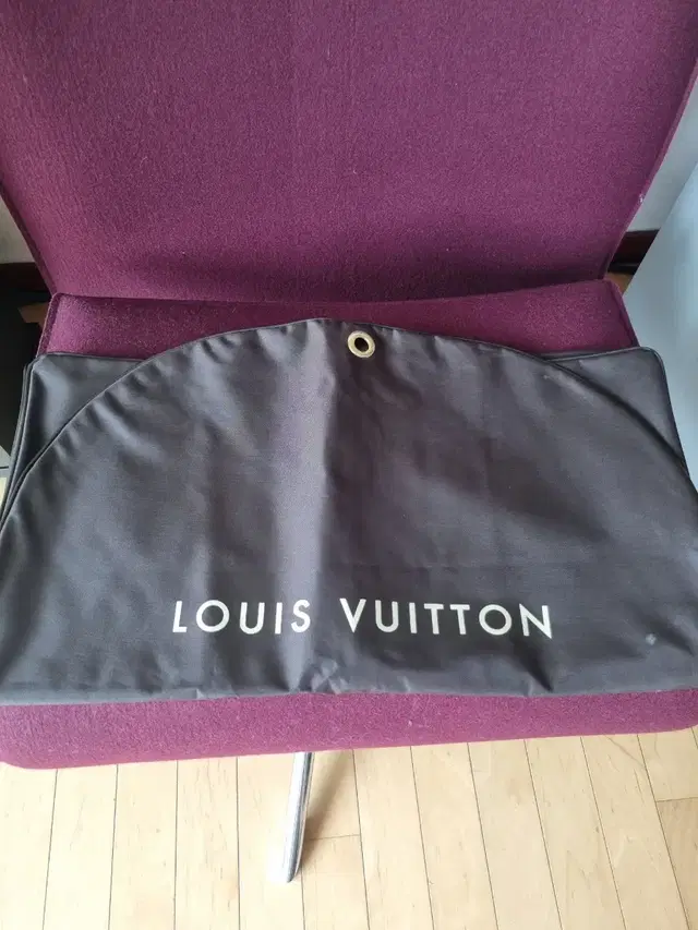 루이비통 Louis Vuitton 수트커버