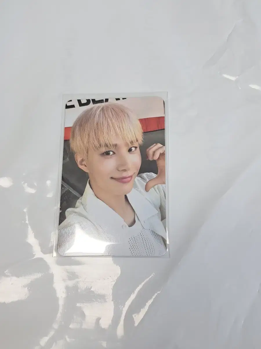 walk pop up jungwoo sell