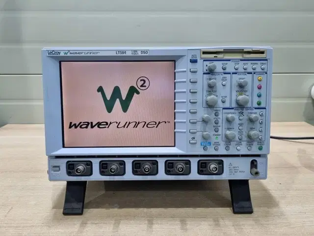 LeCroy waverunner LT584 1GHz DSO 오실로스코프.