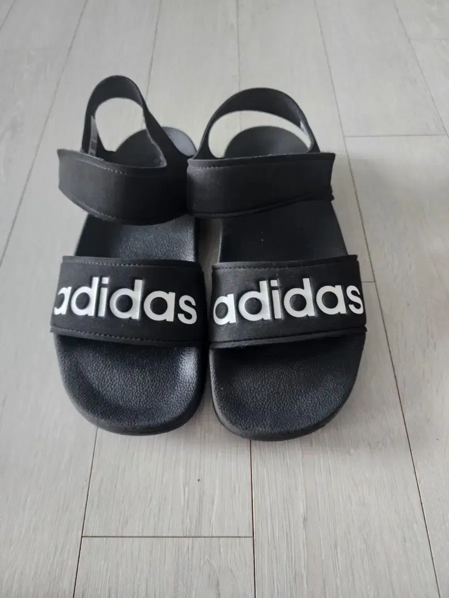 Adidas 아디다스 샌달 240 남아