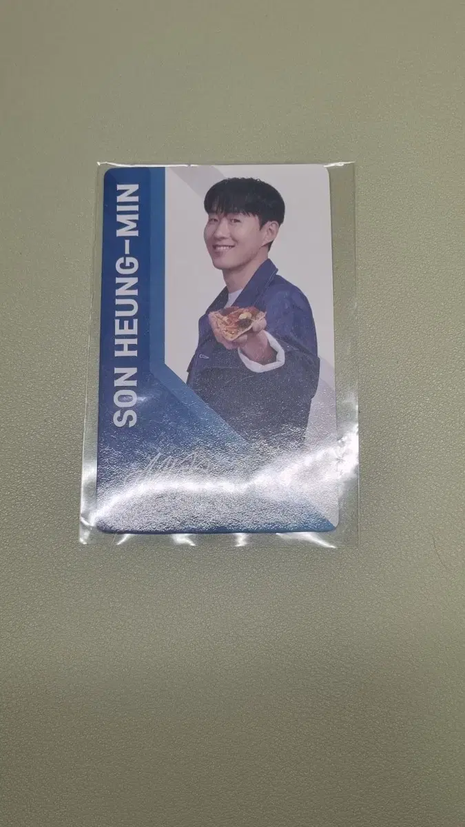 Domino's Son Heung-min photocard (price reduced)