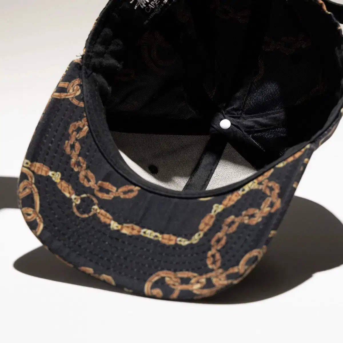 00'S STUSSY VERSACE HOMMAGE HAT