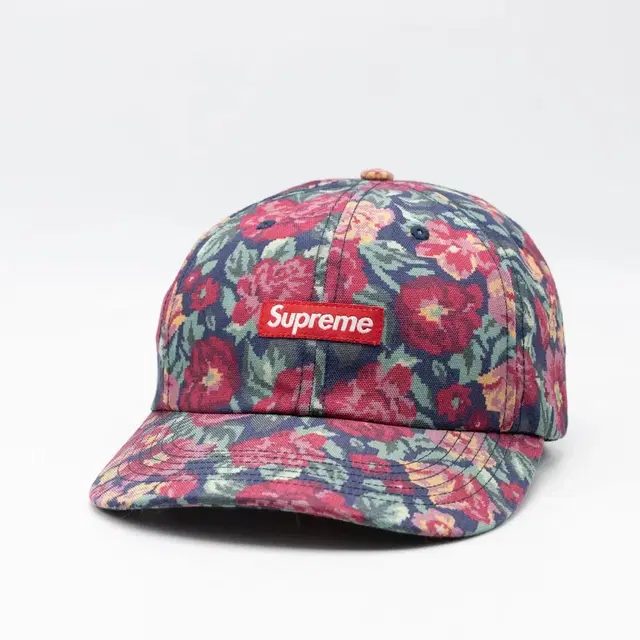 SUPREME CORDURA SMALL BOX 6-PANEL 20FW