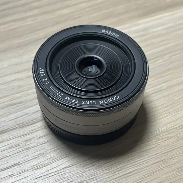 캐논 EF-M 22mm F2 STM (정품)