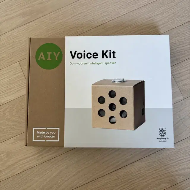 구글 AIY Voice Kit V2 (라즈베리파이 포함)