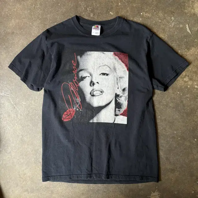 Marilyn Monroe T-shirts