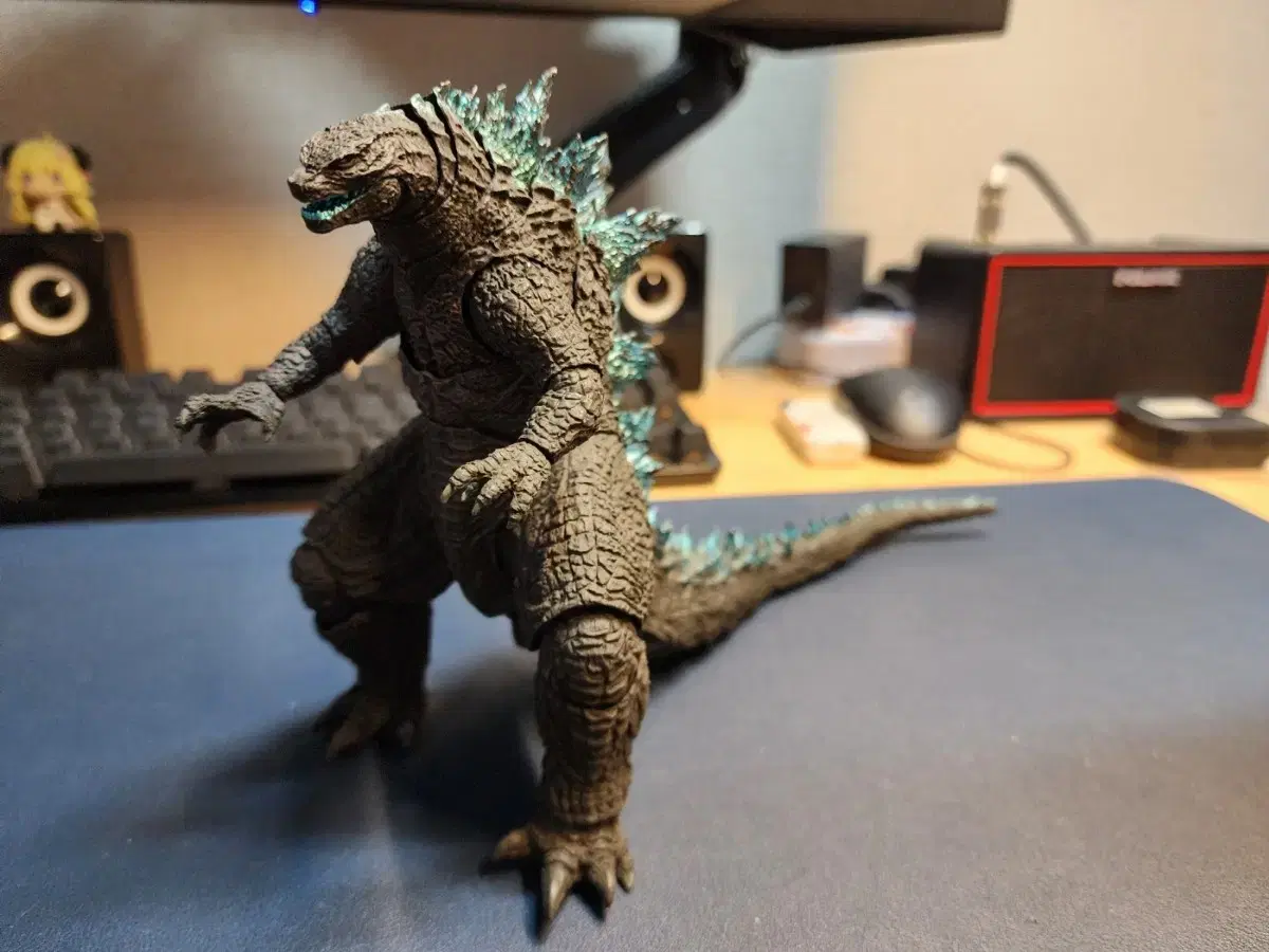 SHM 2021 Godzilla Figures