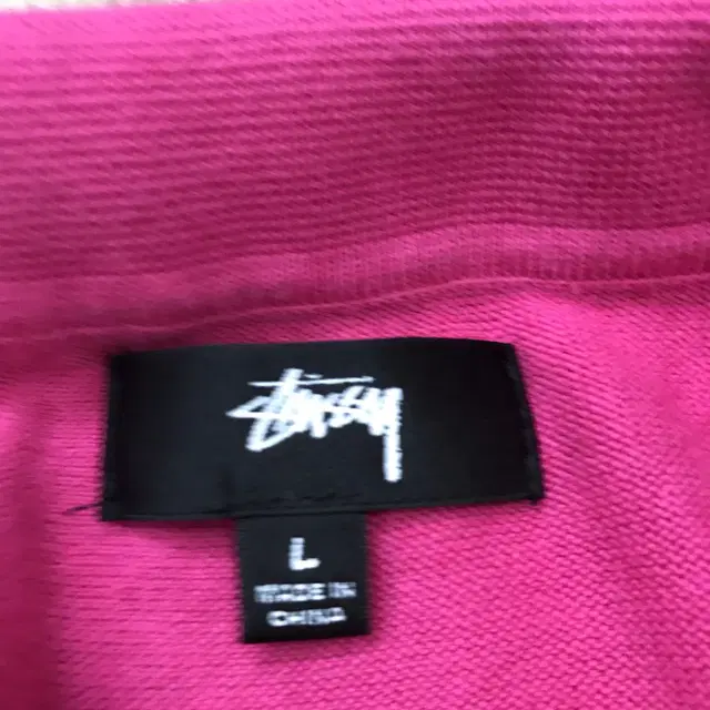 STUSSY 스투시 신형 핑크 폴로 반팔니트카라티 [L]