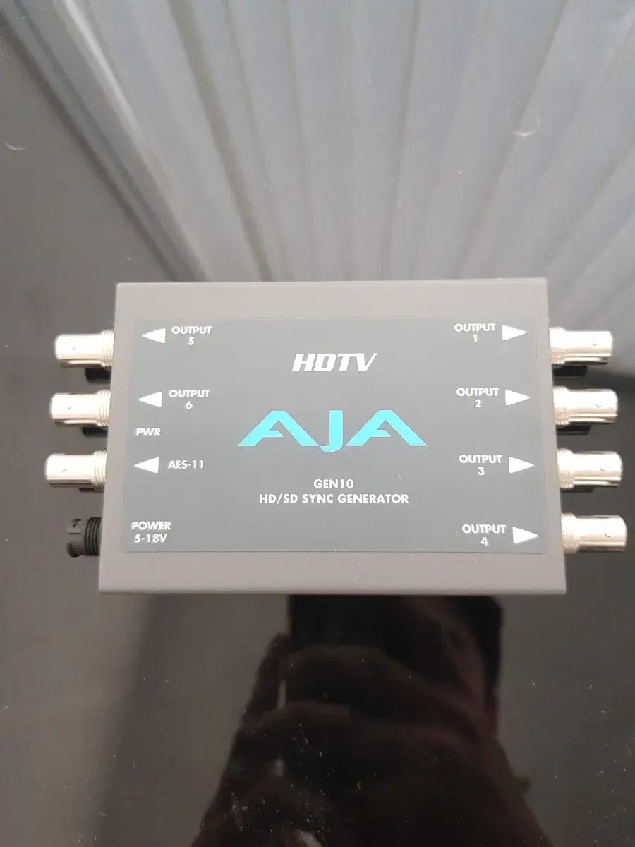 AJA GEN10 싱크제너레이터 HD/SD Sync Generator 팝