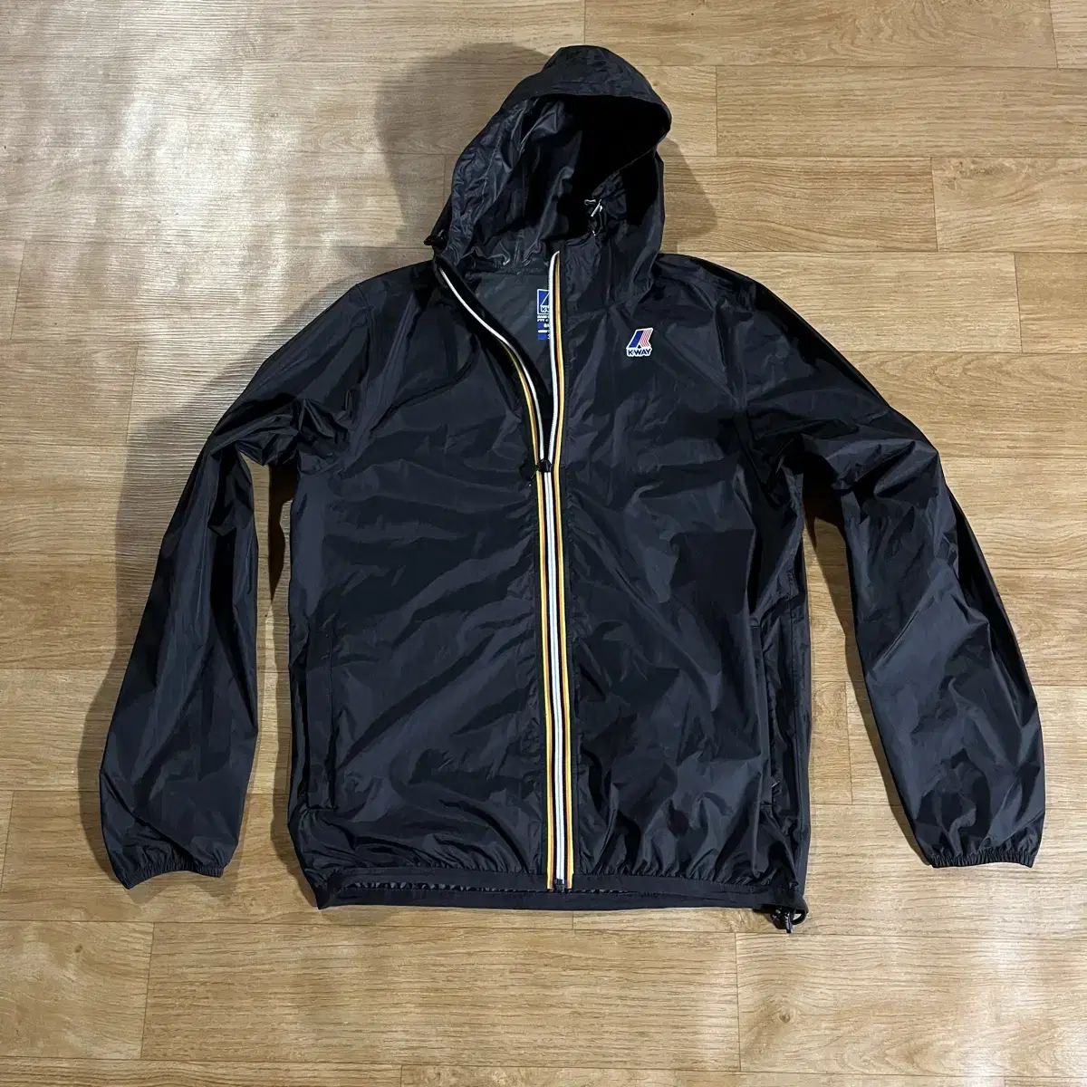 [95] Sewn Functional Packable Windbreaker