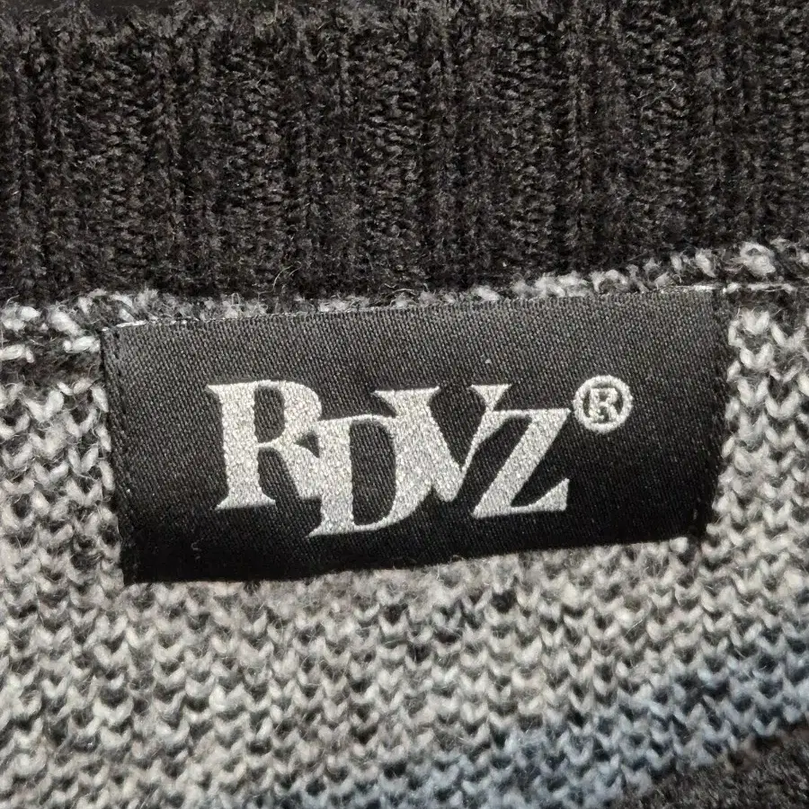 RDVZ 정품 니트