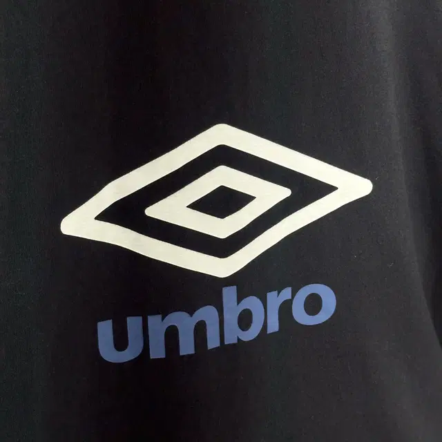 엄브로 umbro 빅 로고 반팔티 빅사이즈