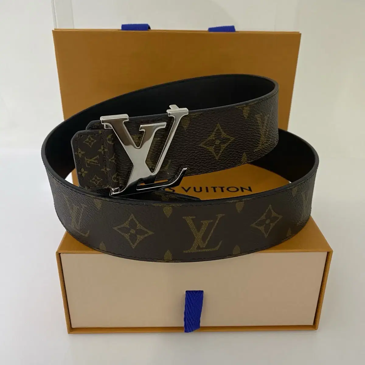 2024 Louis Vuitton Monogram Belle M0686 95 size