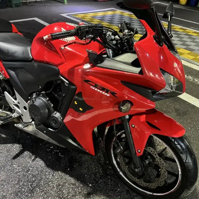 눈물 머금고 CBR500 판매합니다