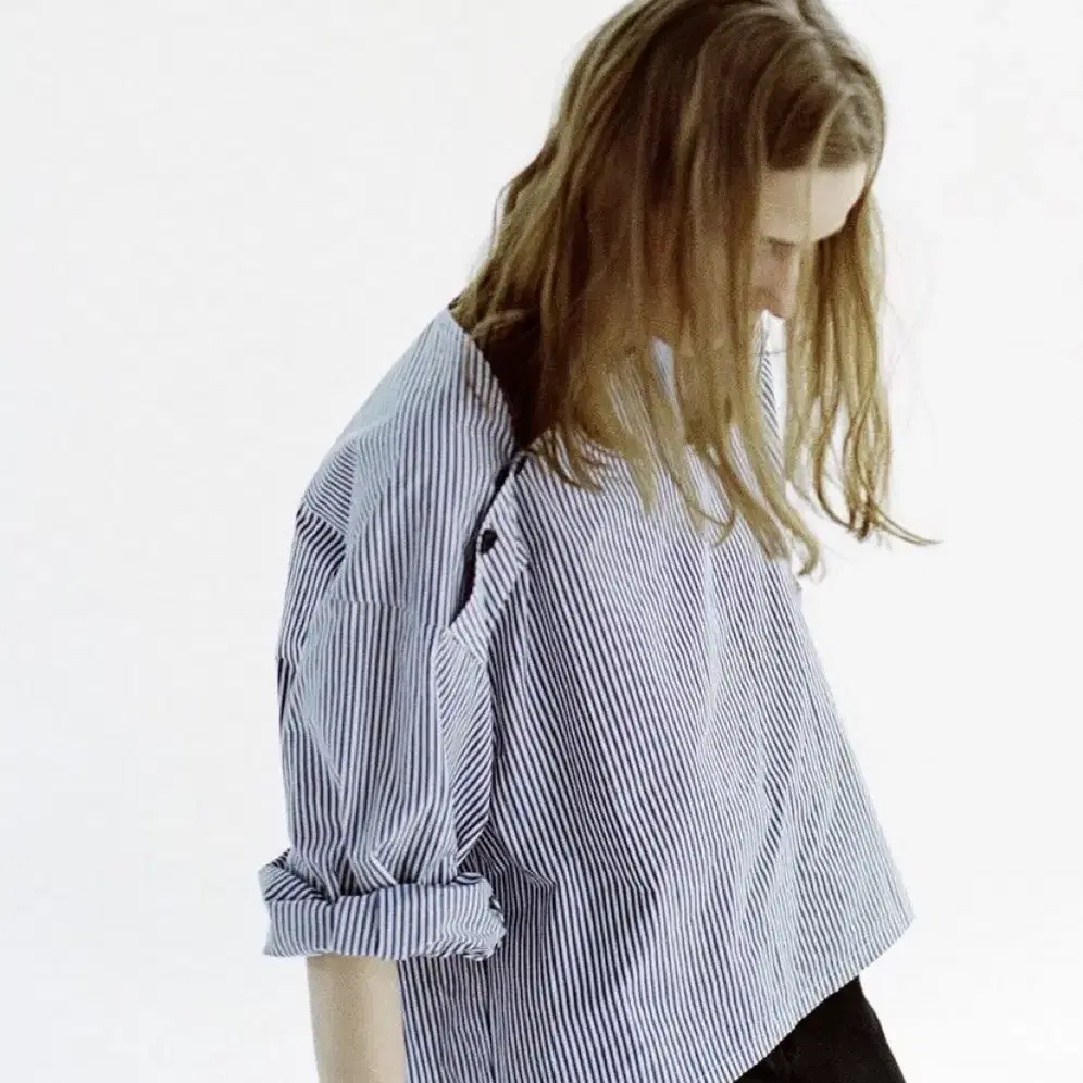 문달 블라우스 garni blouse in blue stripe