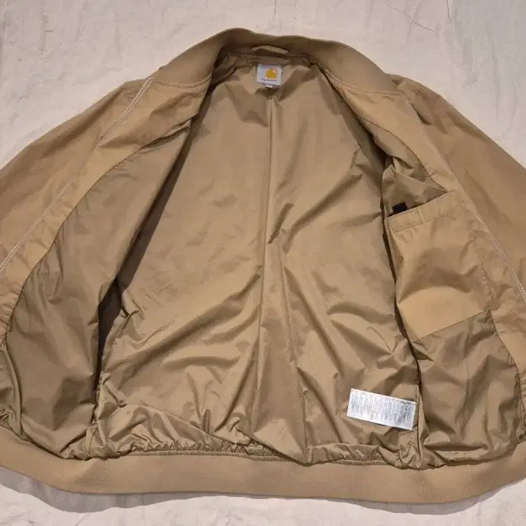 L>carhartt battery jacket