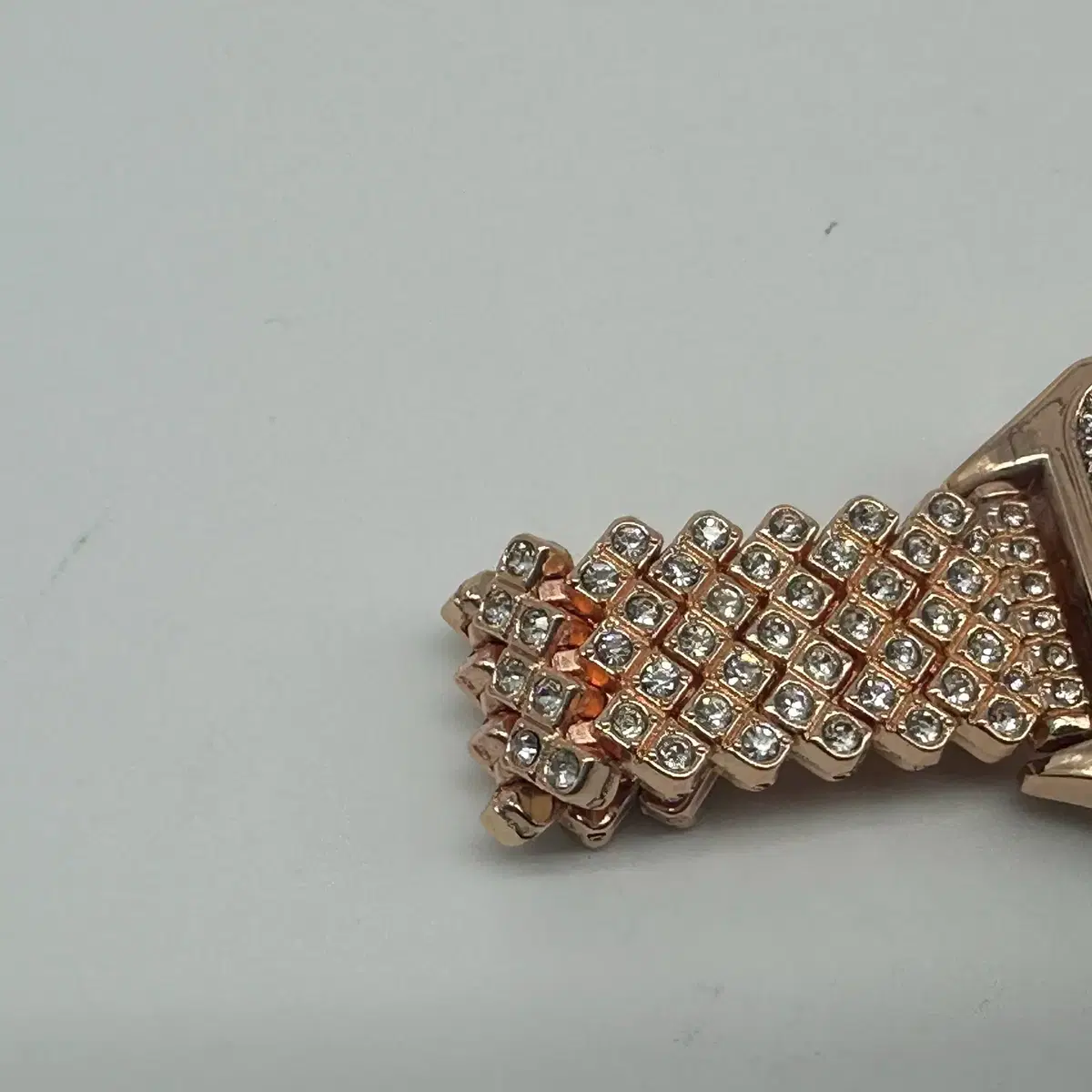 QUARTZ ROSE GOLD QCUBIC