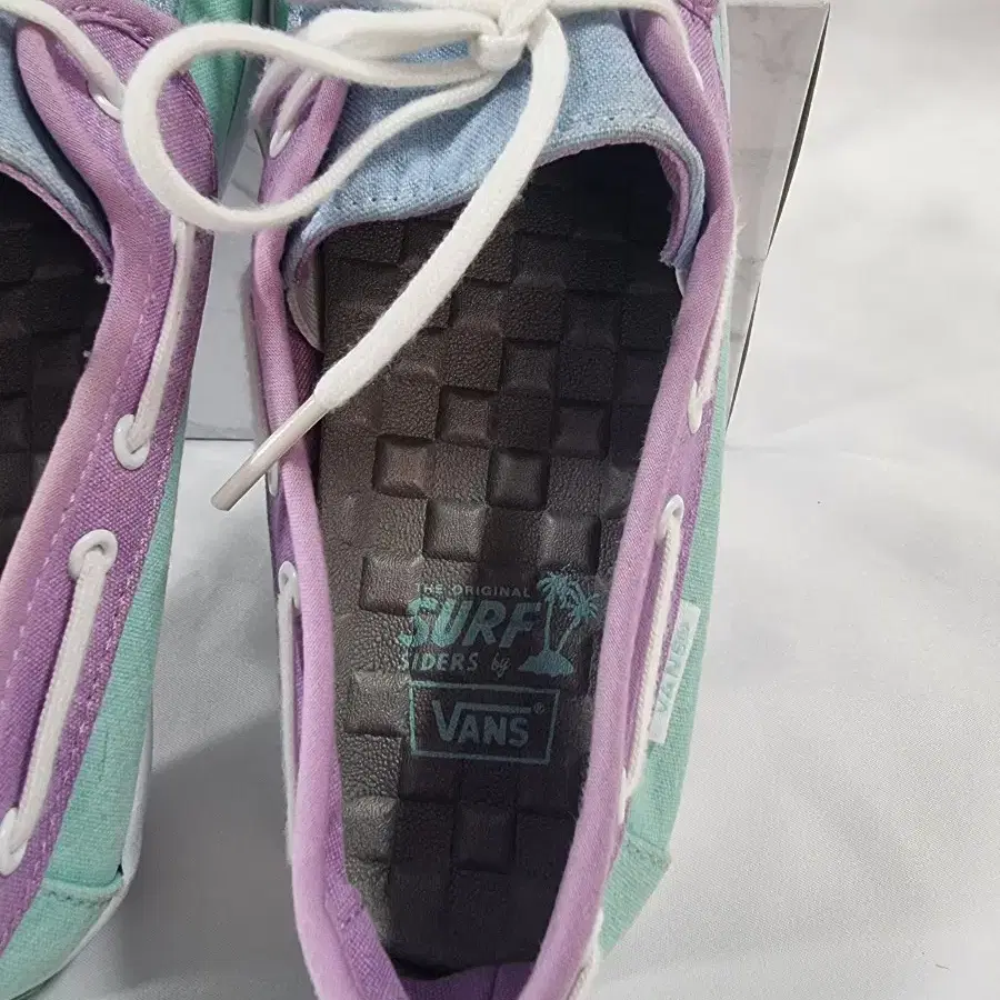 [225] VANS 반스 신발 surf siders 스니커즈 파스텔컬러