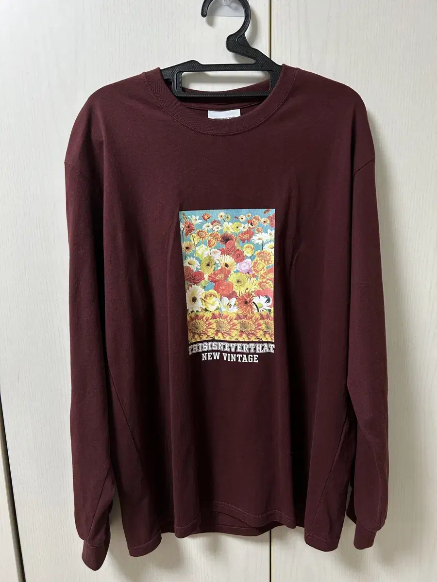 Dinedat Burgundy Long Sleeve / Taffeta