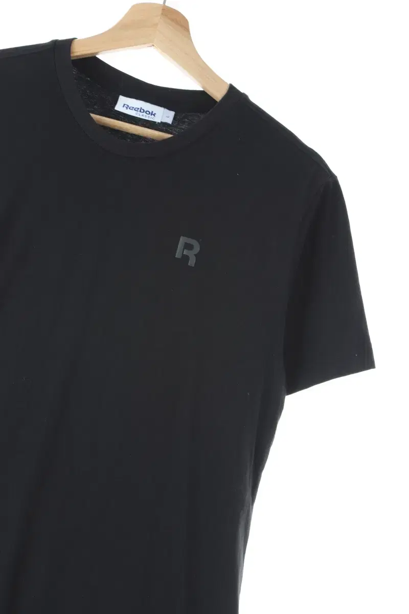 (L) Reebok Short Sleeve T-Shirt Black Cotton Plain Old School - E555