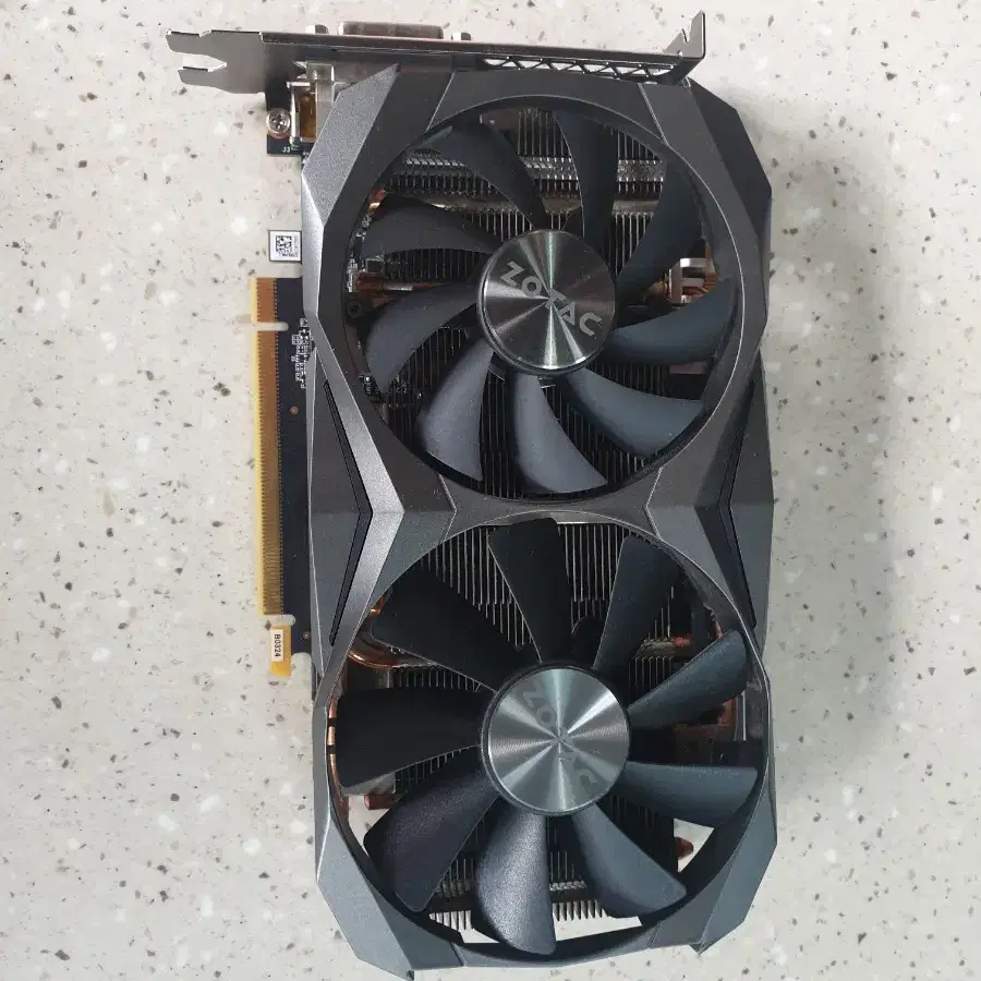 조탁 gtx 1070ti 그래픽카드