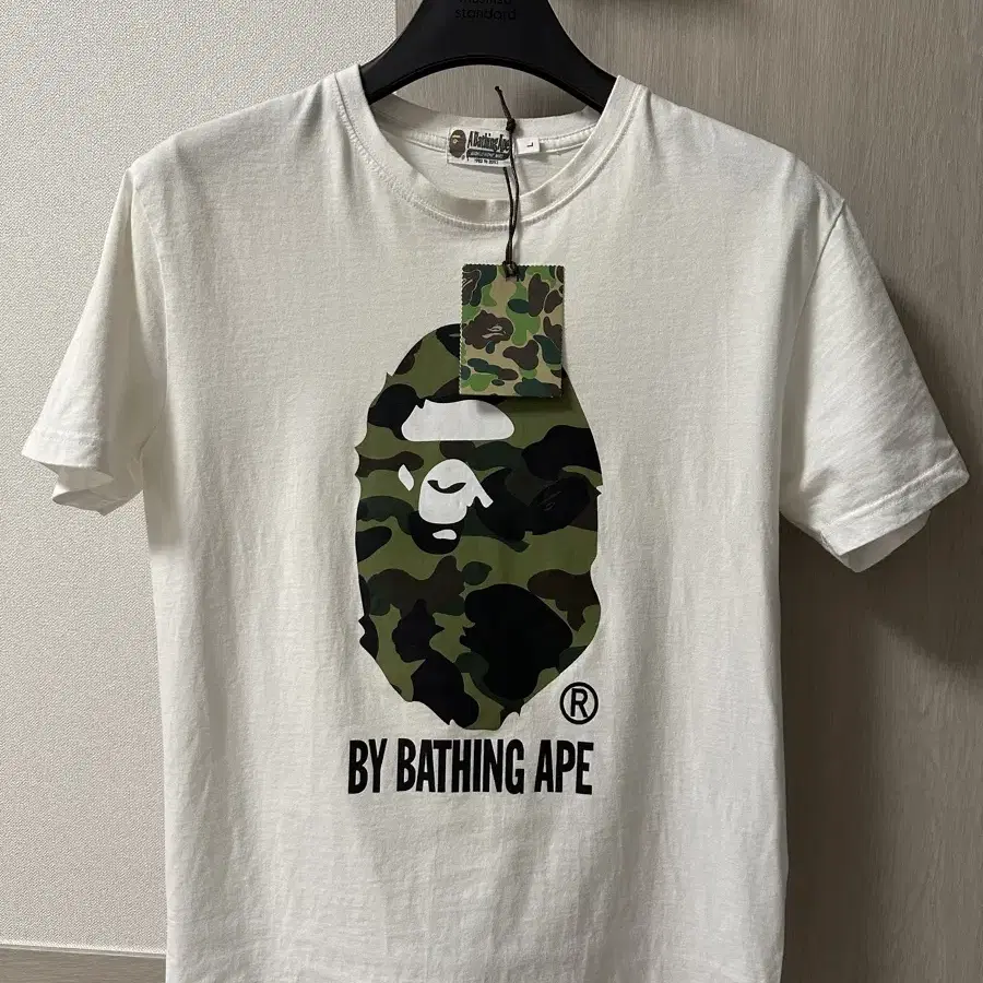 [L] 베이프 BAPE 카모 티셔츠 화이트