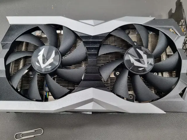 ZOTAC GAMING RTX 2060 6GB 팝니다