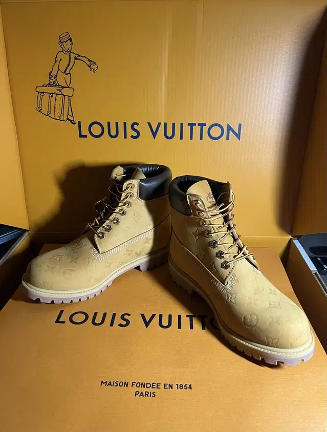 Louis Vuitton x Timberland 8.5 새상품