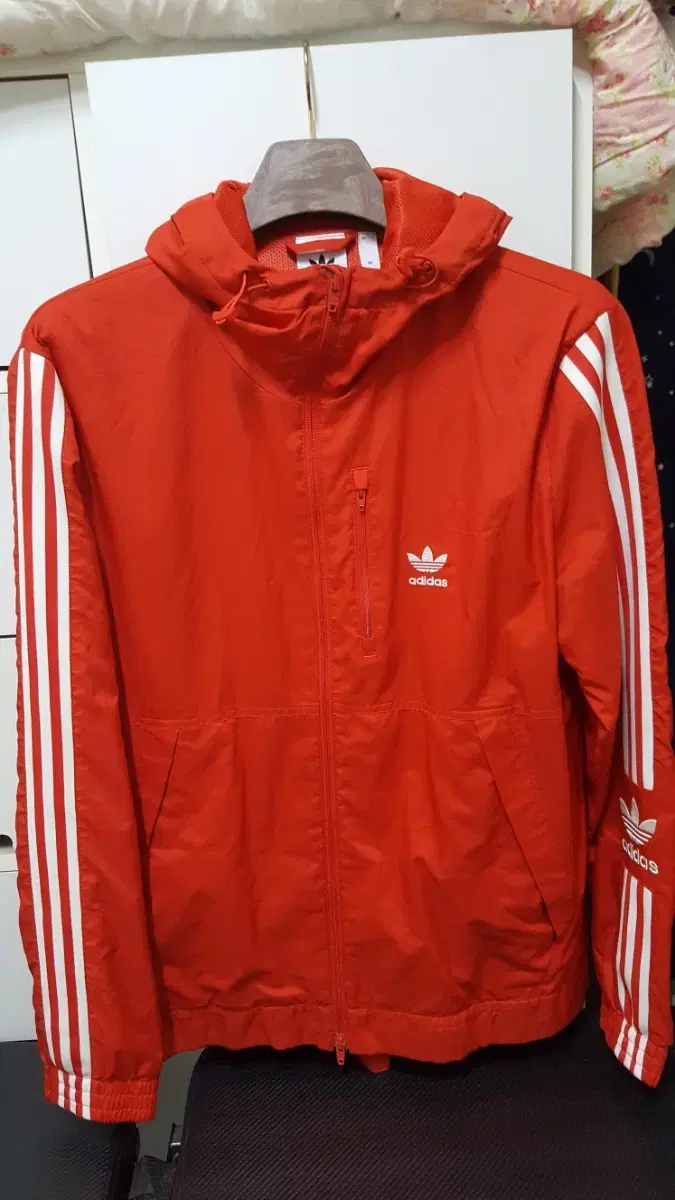 adidas Twinfoil Windbreaker xl size conditionA+