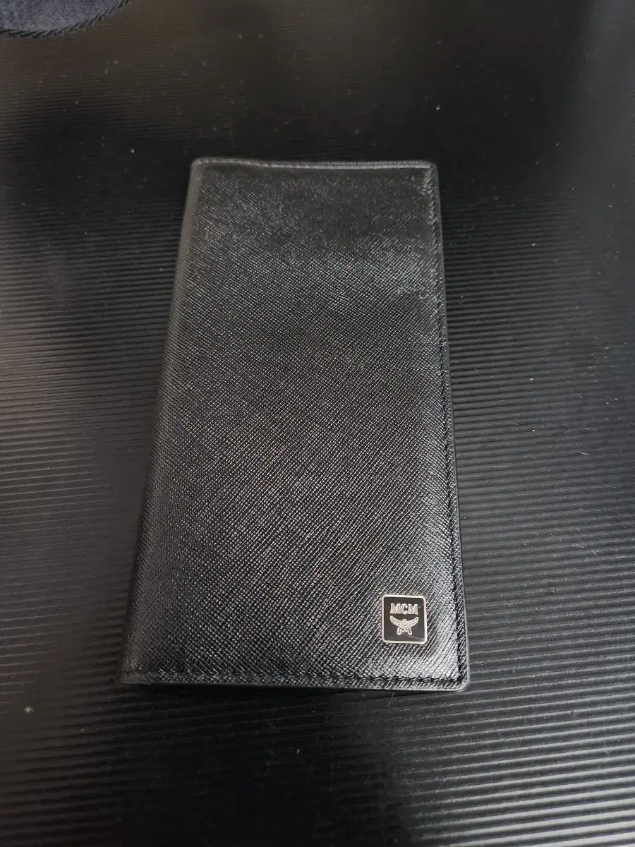 (Genuine) MCM Men's Black Long Wallet