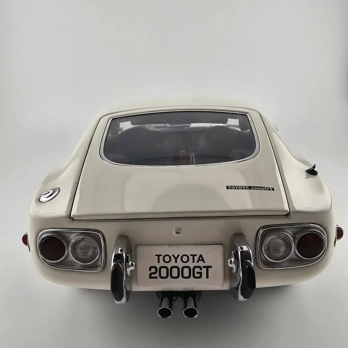 AUTOartTOYOTA2000GT쿠페(1:18) [6745_0252#]