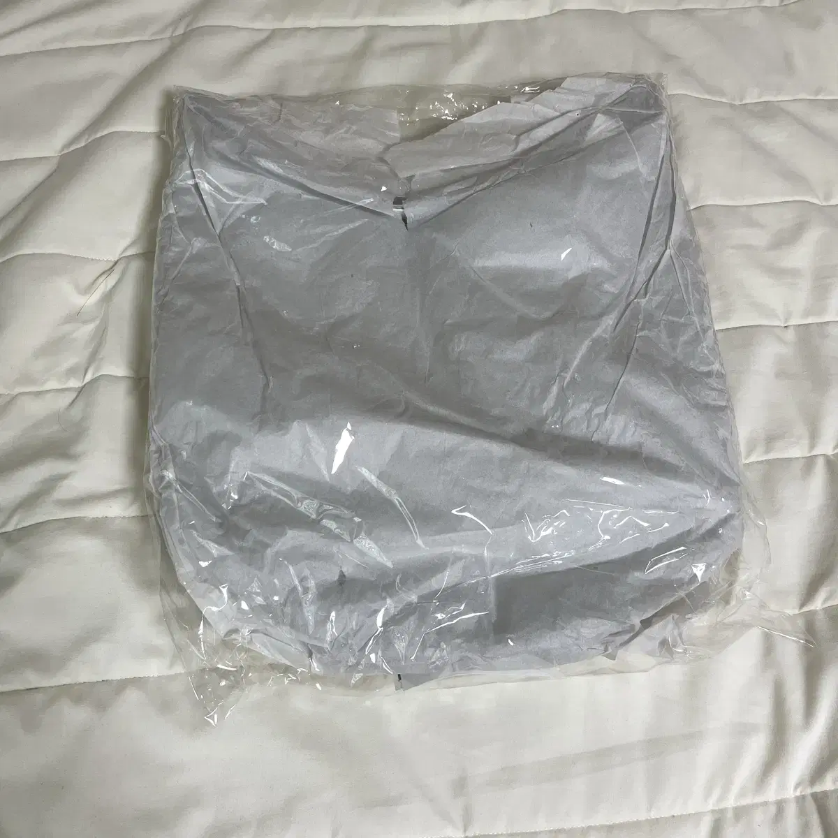 피치바스켓마켓 egg bag (silver)