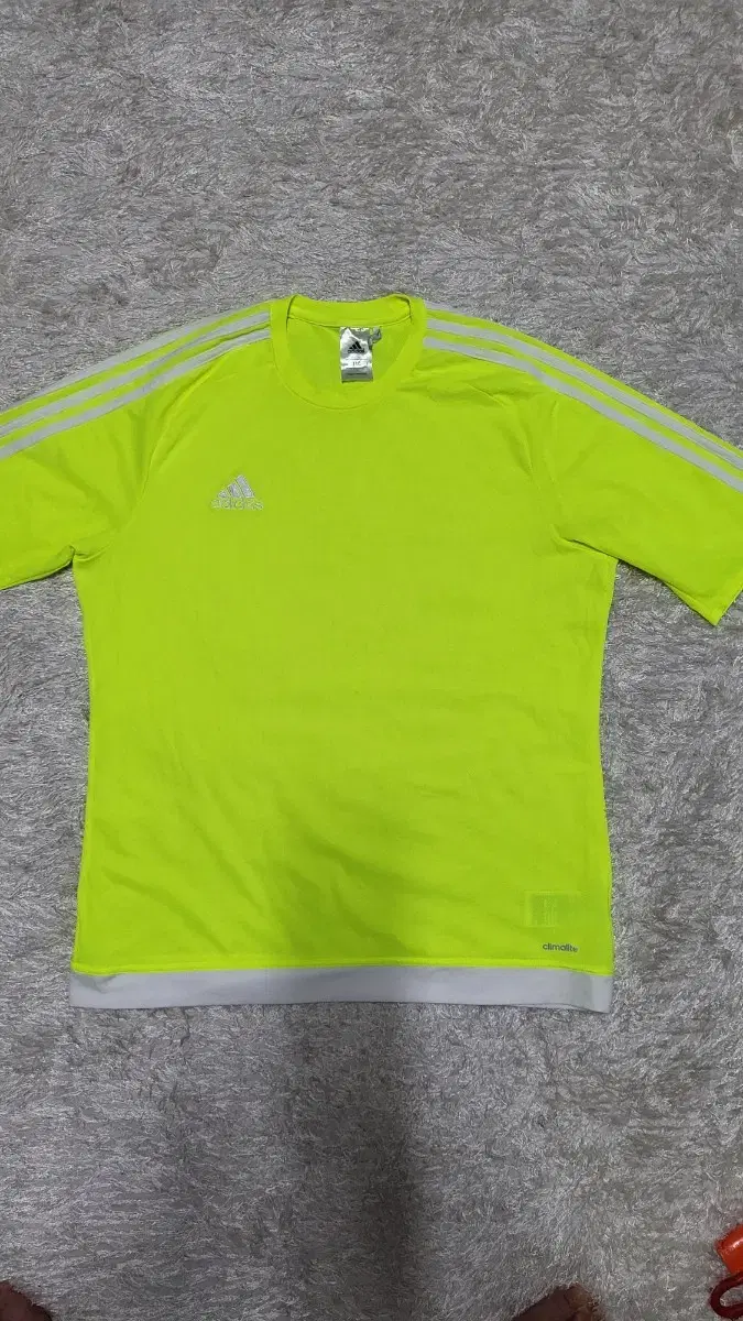 adidas Training Fluorescent Vahn Shortie 11