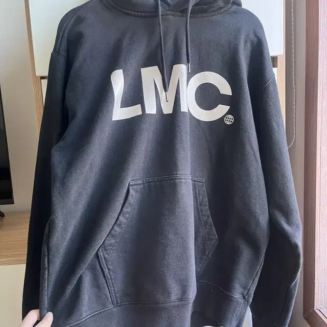 LMC 17 FW 한정 ! 리플렉티브 후드티