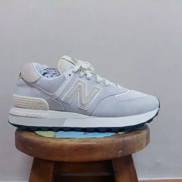 250 ) NEWBALANCE (뉴발란스) 정품 남녀공용 운동화