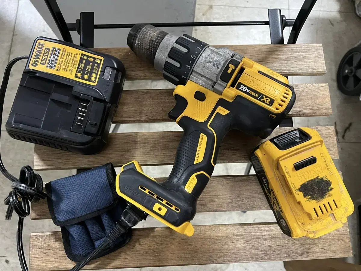 디월트 무선 전동 해머드릴 드릴 DEWALT 세트 20v 무선 함마드릴