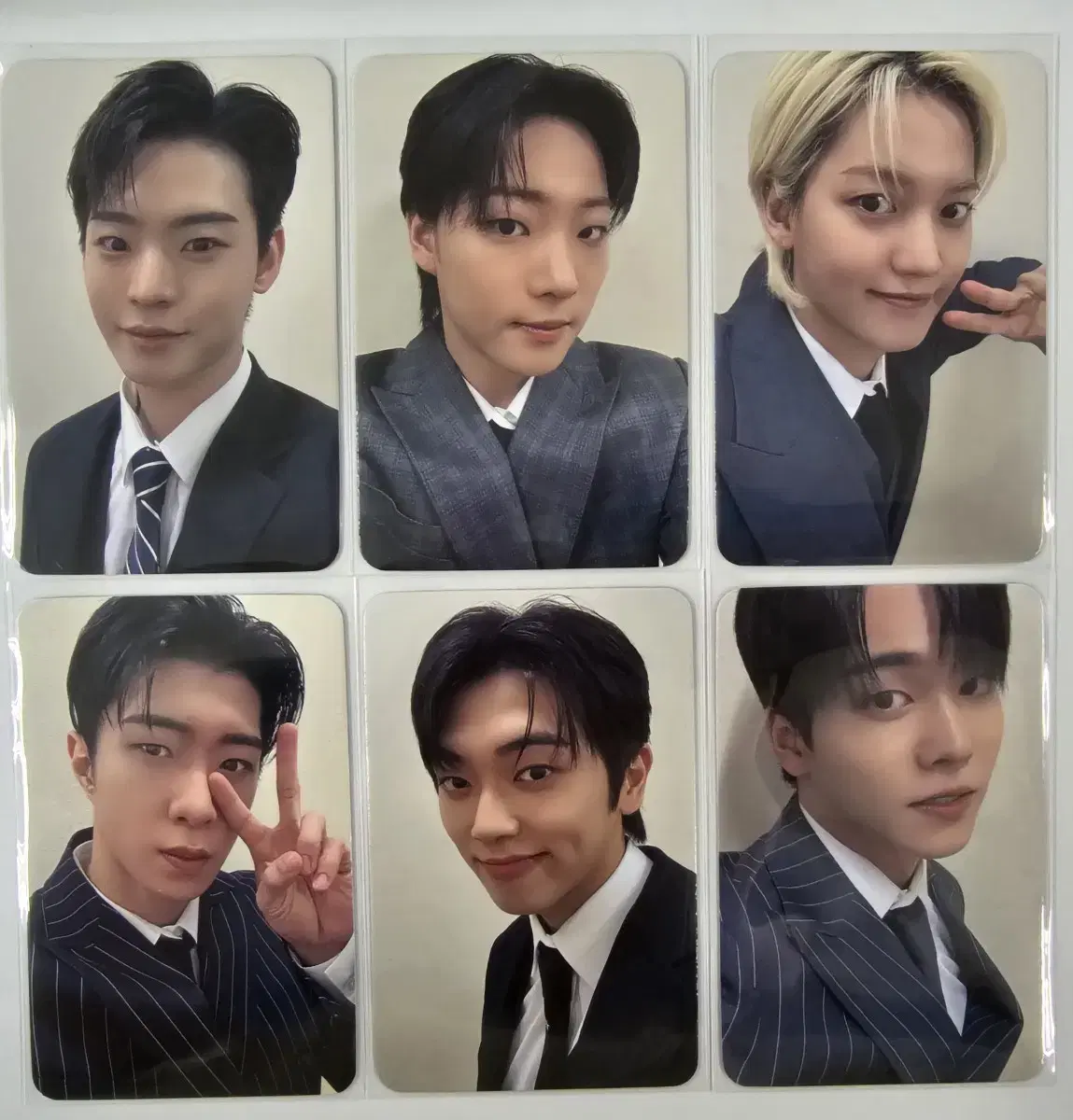 6/23 Prom offline onf unreleased photocard SET (suit)