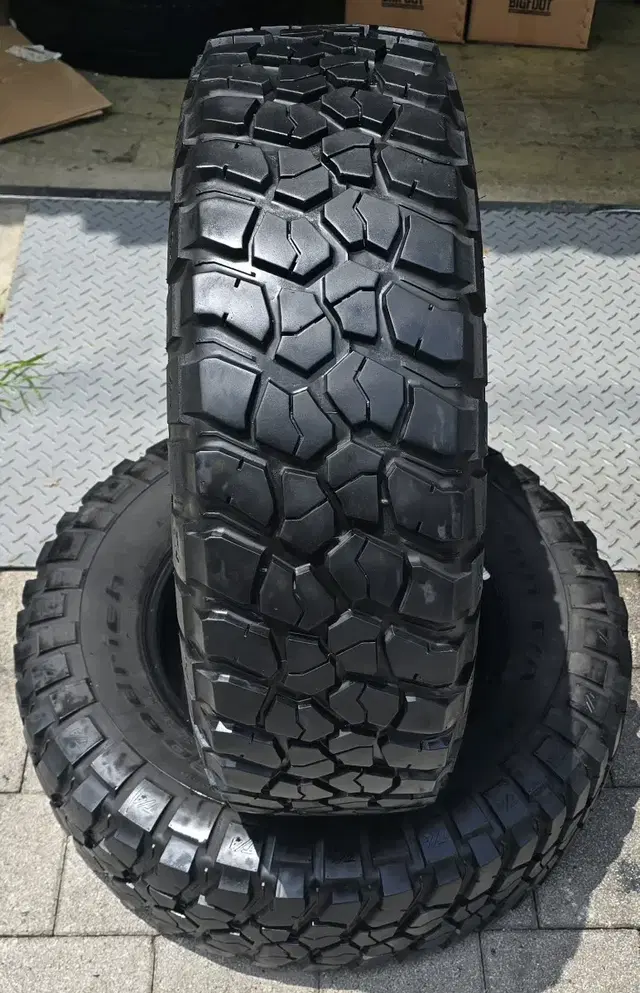 BFgoodrich MT 255 75 17 중고타이어 2본 판매