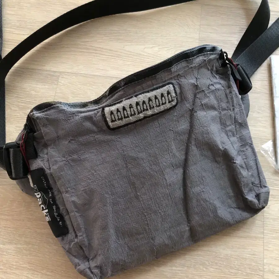 톰삭스 패니백 Tomsachs fanny pack