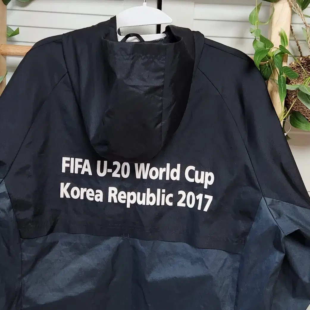 U-20 17 월드컵 아디다스 삼선 빅로고 바람막이 자켓