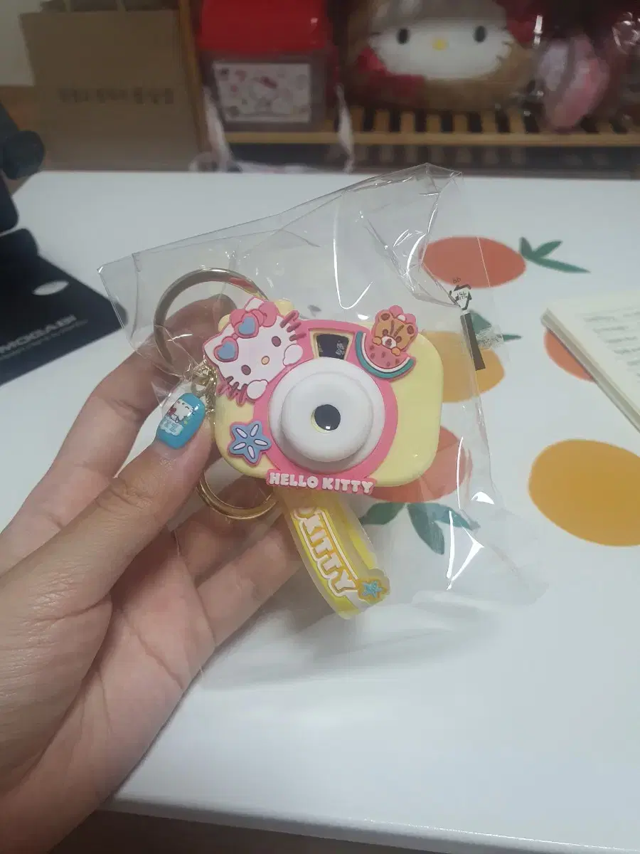 Sanrio Hello Kitty Camera Keyring