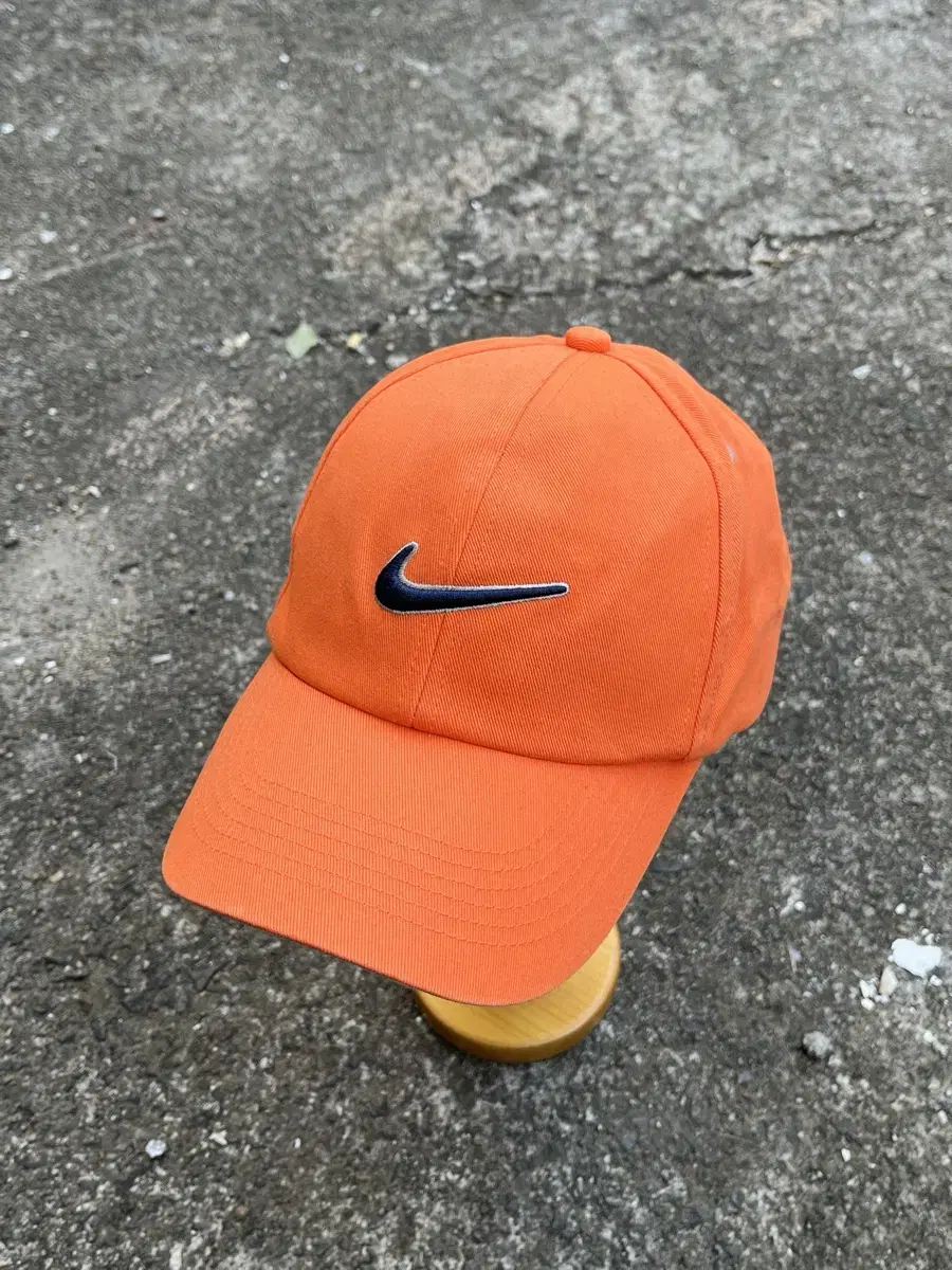 나이키 스우시 오렌지 볼캡 Nike