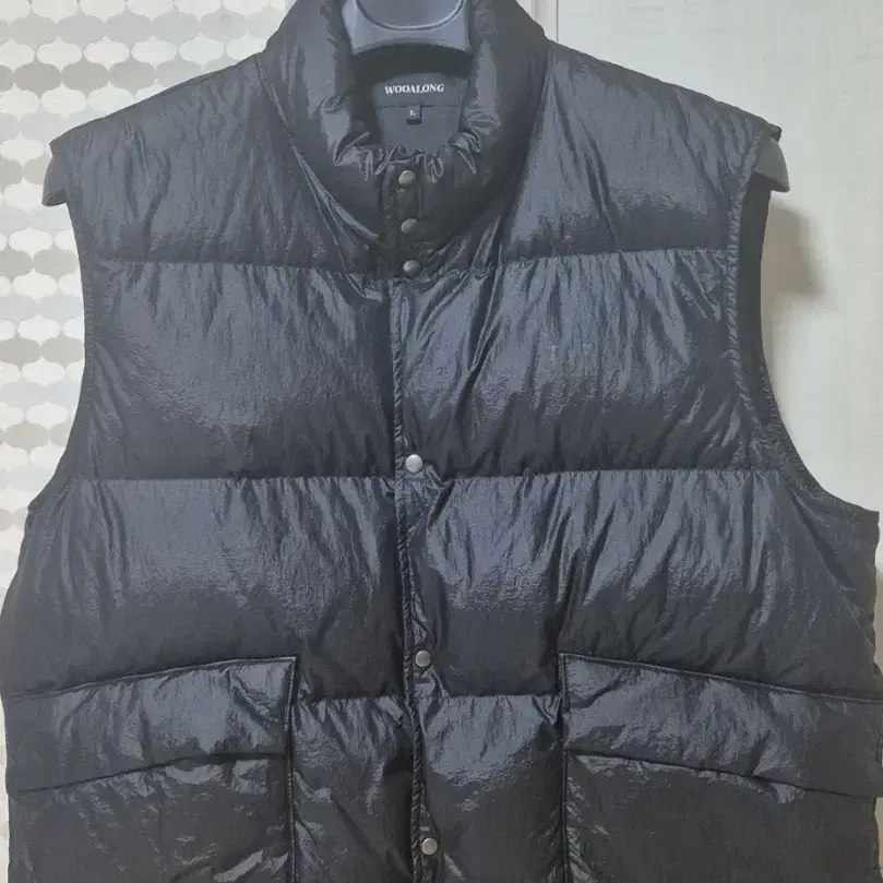 우알롱 패딩 베스트 signature down vest