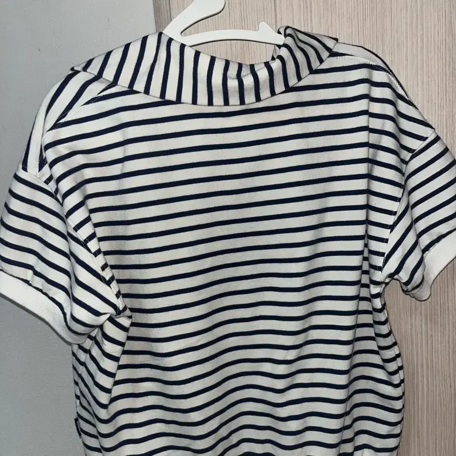 론론 스프라이트 반팔 네이비(STRIPE COLLAR HALF T-SHI