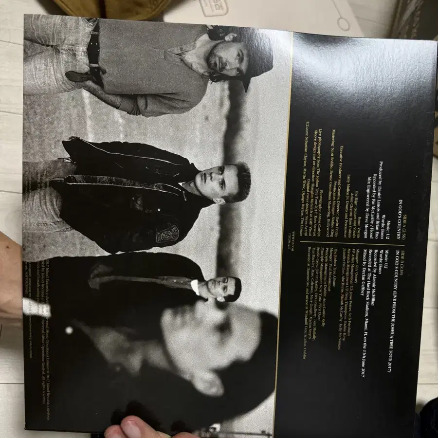 U2 조슈아 트리 투어 기념 LP